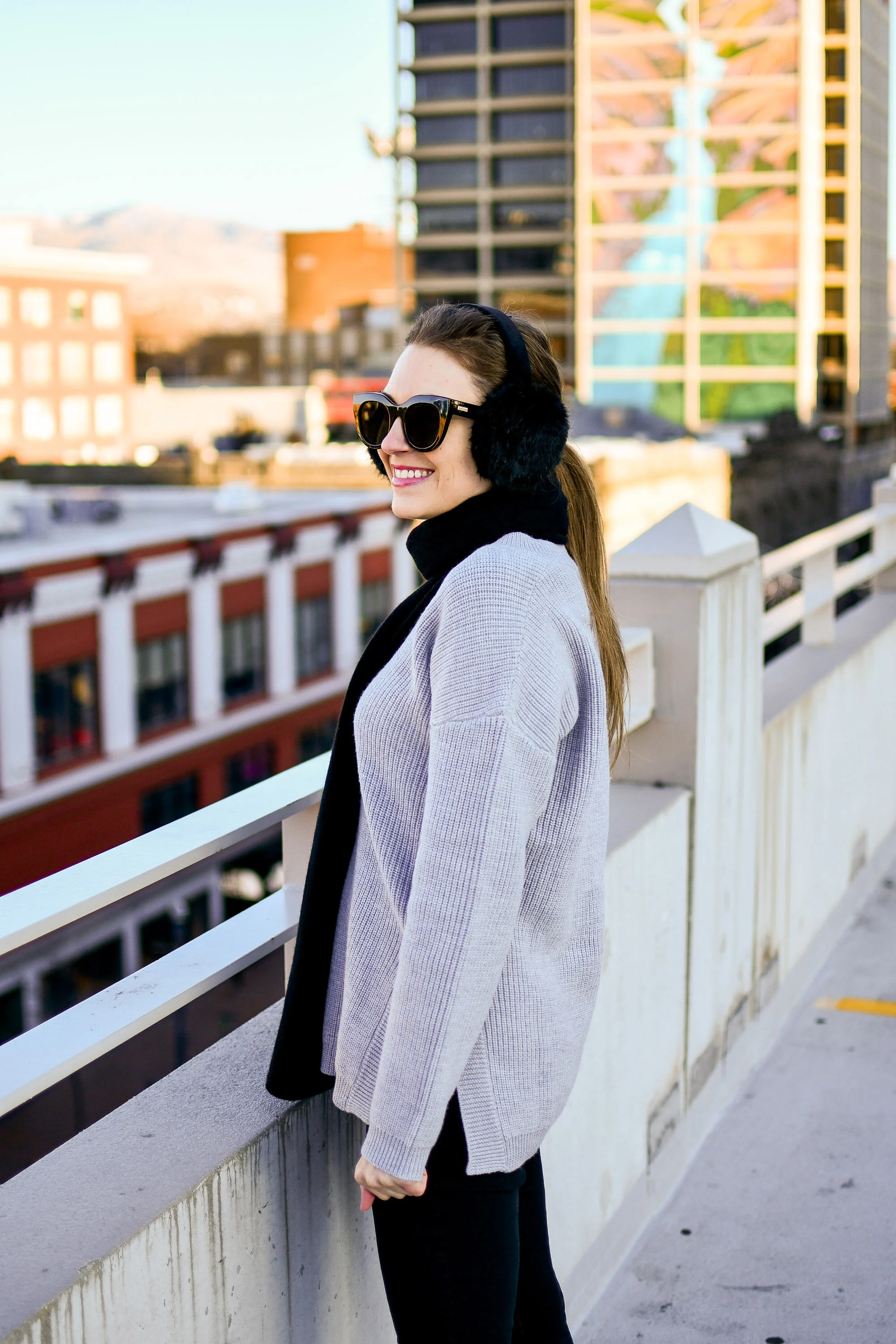 Grey knit sweater clearance outfit